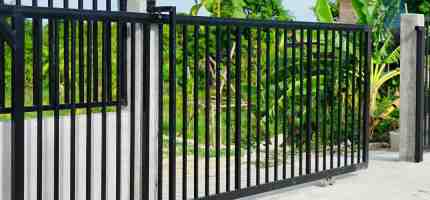 How to Fix a Sagging Fence Gate?