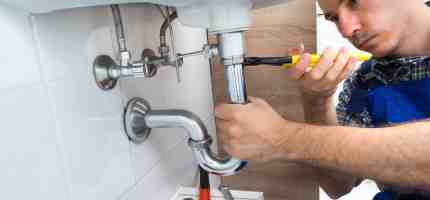 How Much Do Plumbers Charge Per Hour in New Zealand